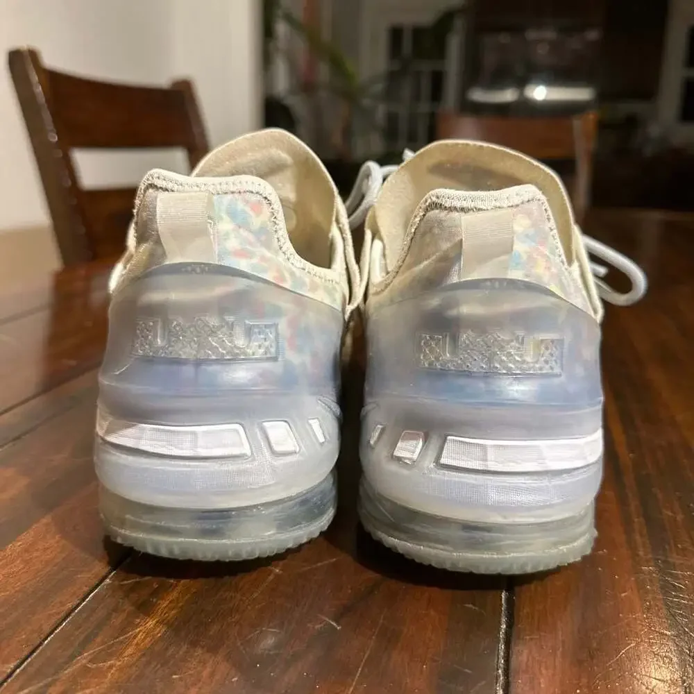 Nike LeBron 18 GS Play for the Future Blue Tint Basketball Shoes Size 7Y